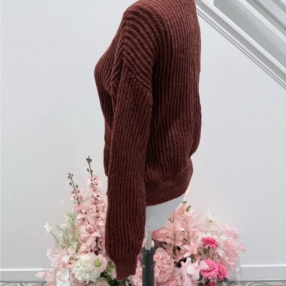 Women's Rust Ribbed V-Neck Button-Up Cardigan - Picture 2 of 2